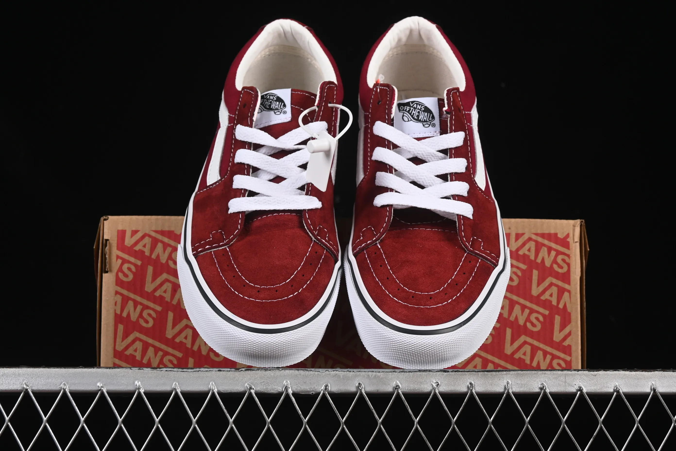 All categories Vans Vans series Vans Low Vans low-top Vans Sk8-Low burgundy non-slip casual skate shoes VN0A4UUK5U7